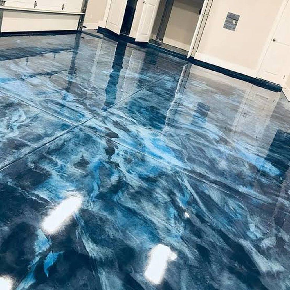Metallic floors: Swirled, glossy, one of a kind